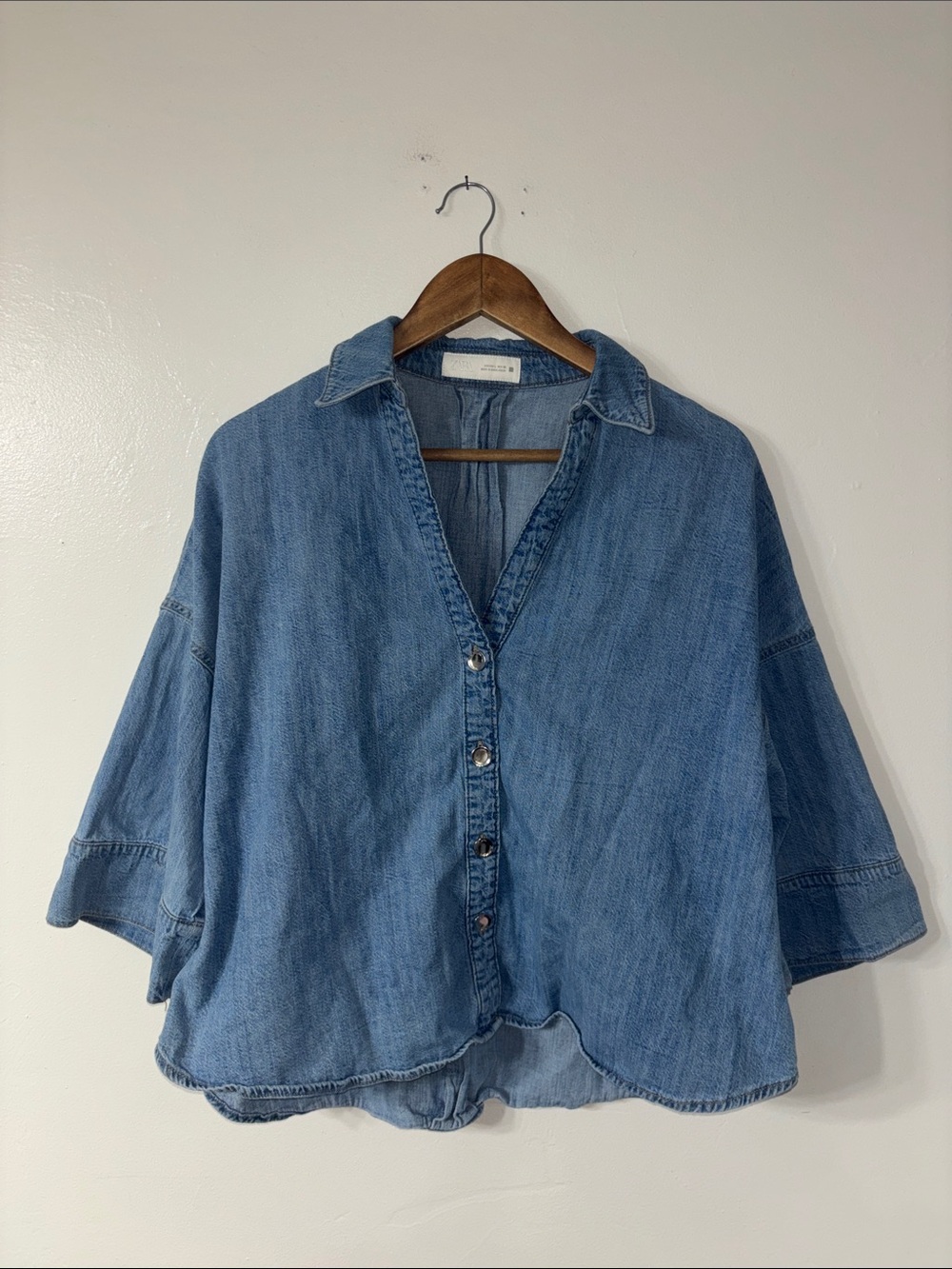 Zara Chambray Blue Denim Boxy Long Sleeve Button Down Top Blouse Size Large